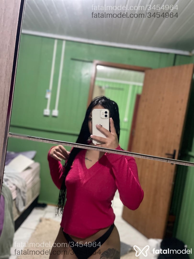 Acompanhante mulher morena (o) de olhos castanhos em Canoas Acompanhante mulher morena (o) de olhos castanhos em Canoas - Giovana