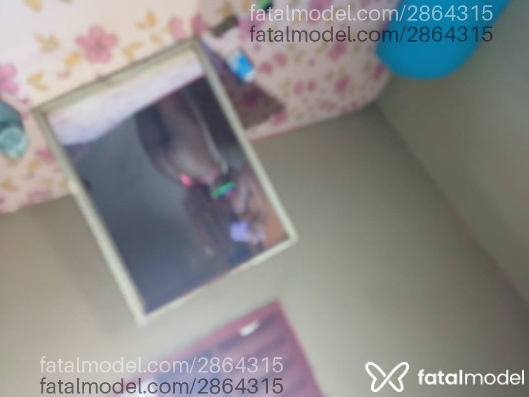Acompanhante mulher morena (o) de olhos pretos - Yasmim Acompanhante mulher morena (o) de olhos pretos - Yasmim