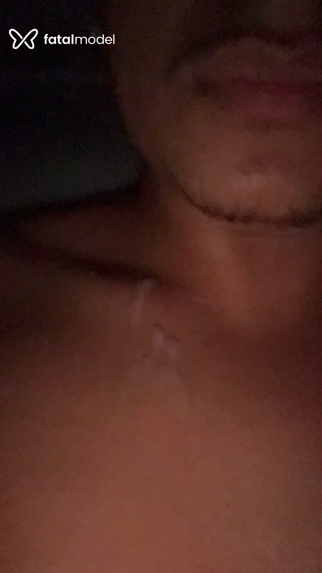 Acompanhante homem morena (o) de olhos pretos - Peu Acompanhante homem morena (o) de olhos pretos - Peu