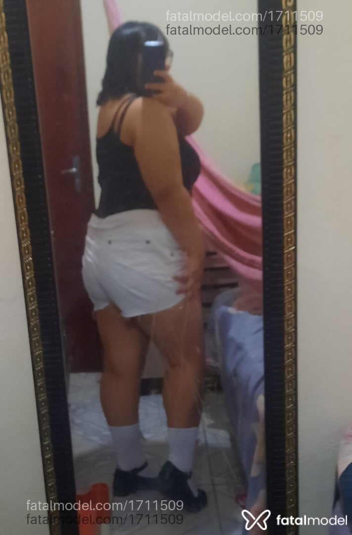 Acompanhante mulher com cabelo castanho de olhos castanhos em Fortaleza - Rafaela