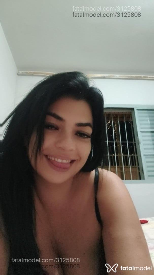Acompanhante mulher morena (o) de olhos castanhos em Passos - Natasha Moura