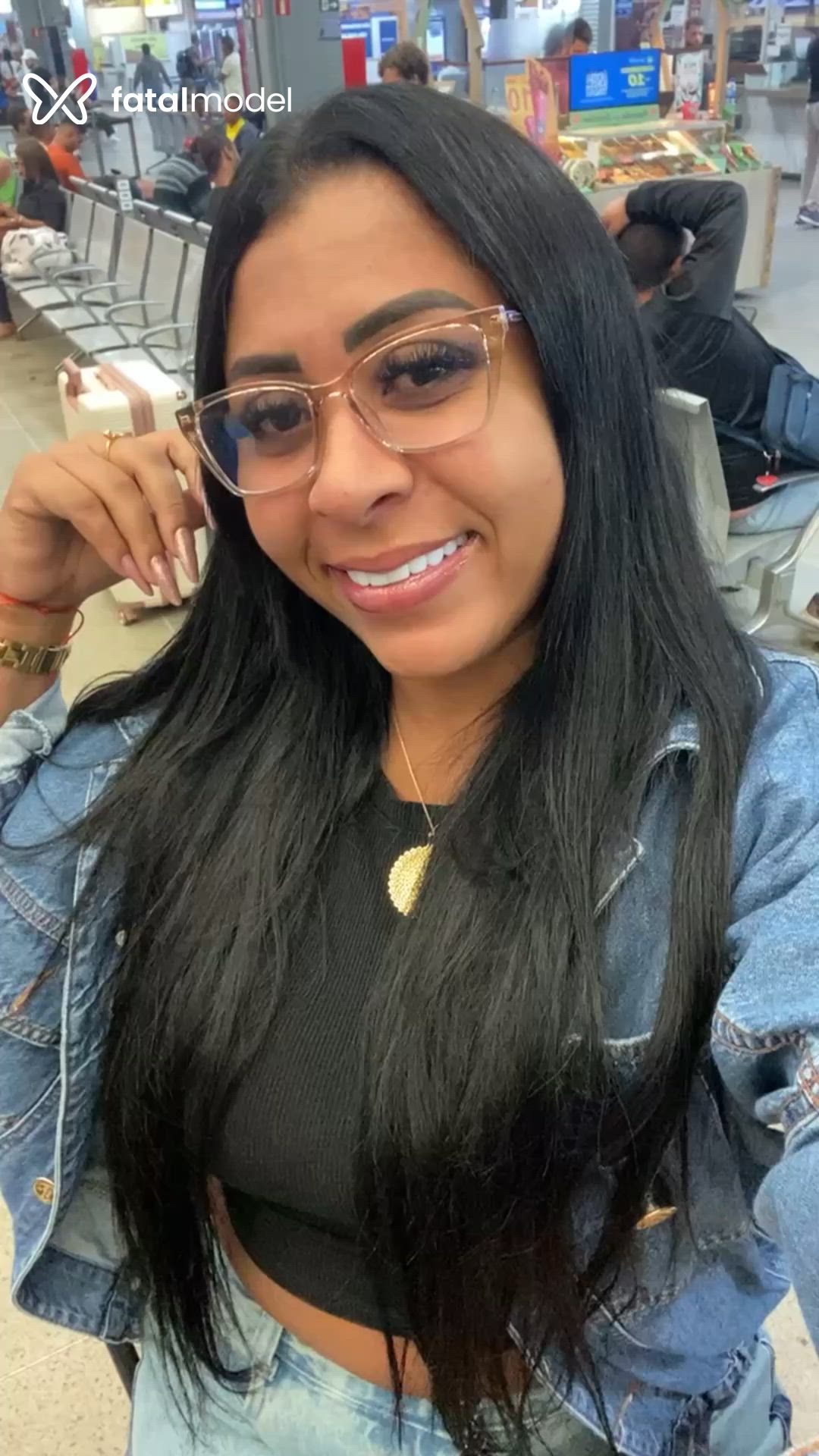 Acompanhante mulher morena (o) de olhos castanhos - Jessy Acompanhante mulher morena (o) de olhos castanhos - Jessy