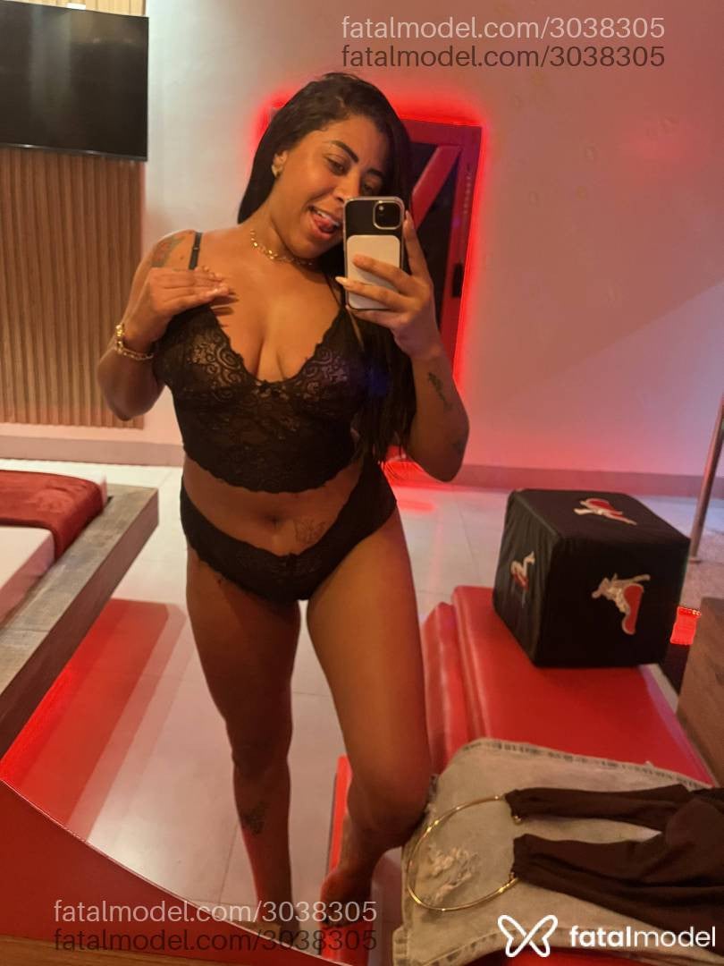 Acompanhante mulher morena (o) de olhos castanhos - Jessy