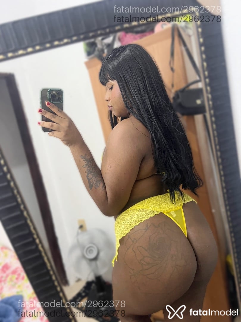 Acompanhante mulher trans morena (o) de olhos pretos - Indiaa Acompanhante mulher trans morena (o) de olhos pretos - Indiaa