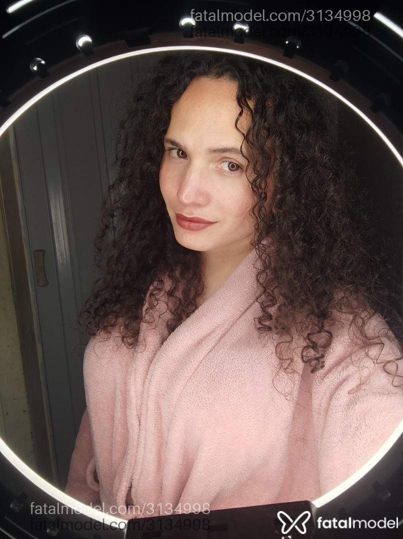 Acompanhante mulher trans morena (o) de olhos castanhos em Blumenau Acompanhante mulher trans morena (o) de olhos castanhos em Blumenau - Bruna Alves