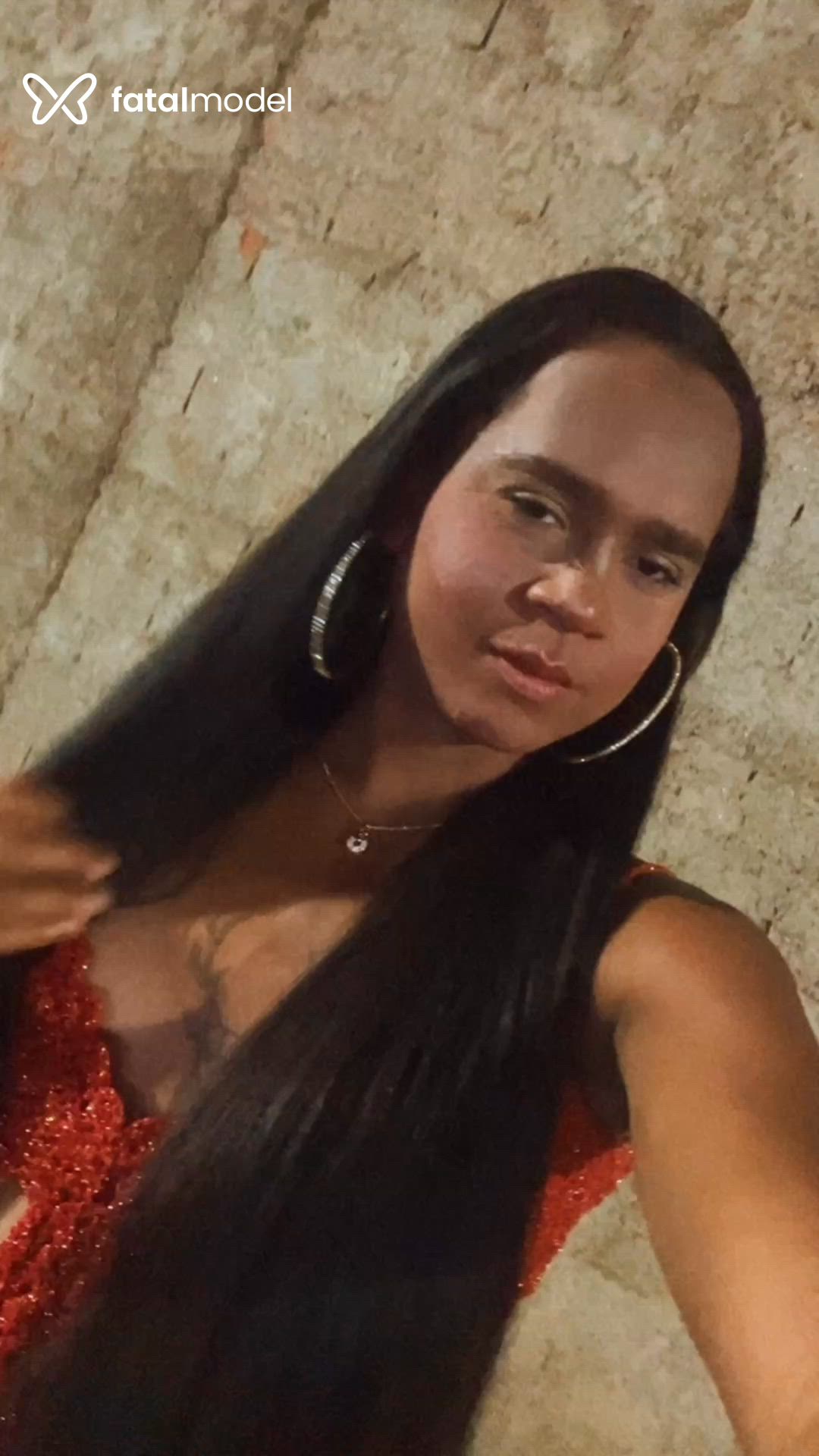 Acompanhante mulher trans morena (o) de olhos castanhos - Kemilly