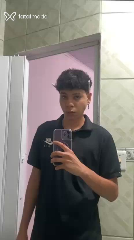 Acompanhante homem morena (o) de olhos castanhos - Migezinho Acompanhante homem morena (o) de olhos castanhos - Migezinho