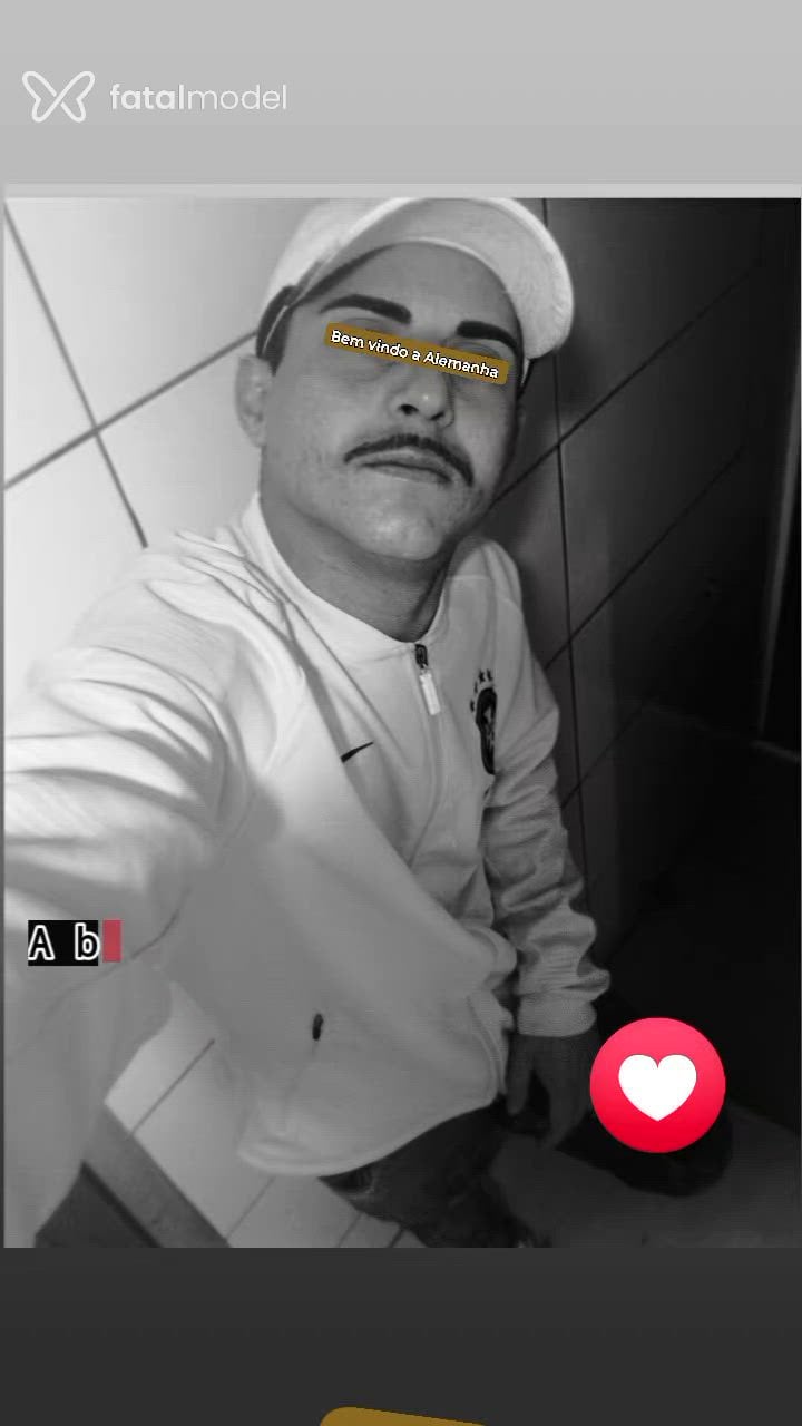 Acompanhante homem morena (o) de olhos castanhos - Escobar