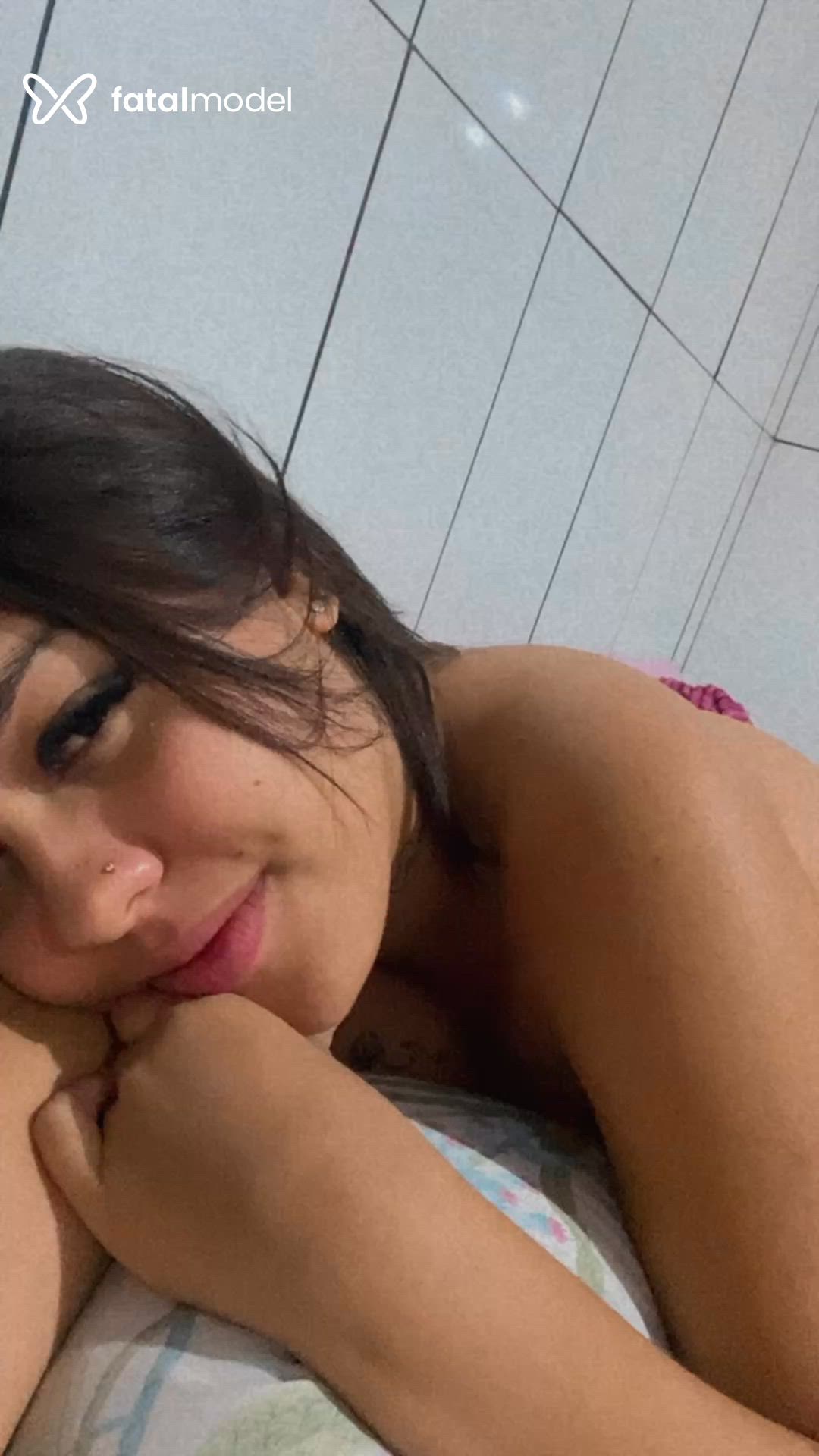 Acompanhante mulher morena (o) de olhos castanhos em Bebedouro Acompanhante mulher morena (o) de olhos castanhos em Bebedouro - Raissa