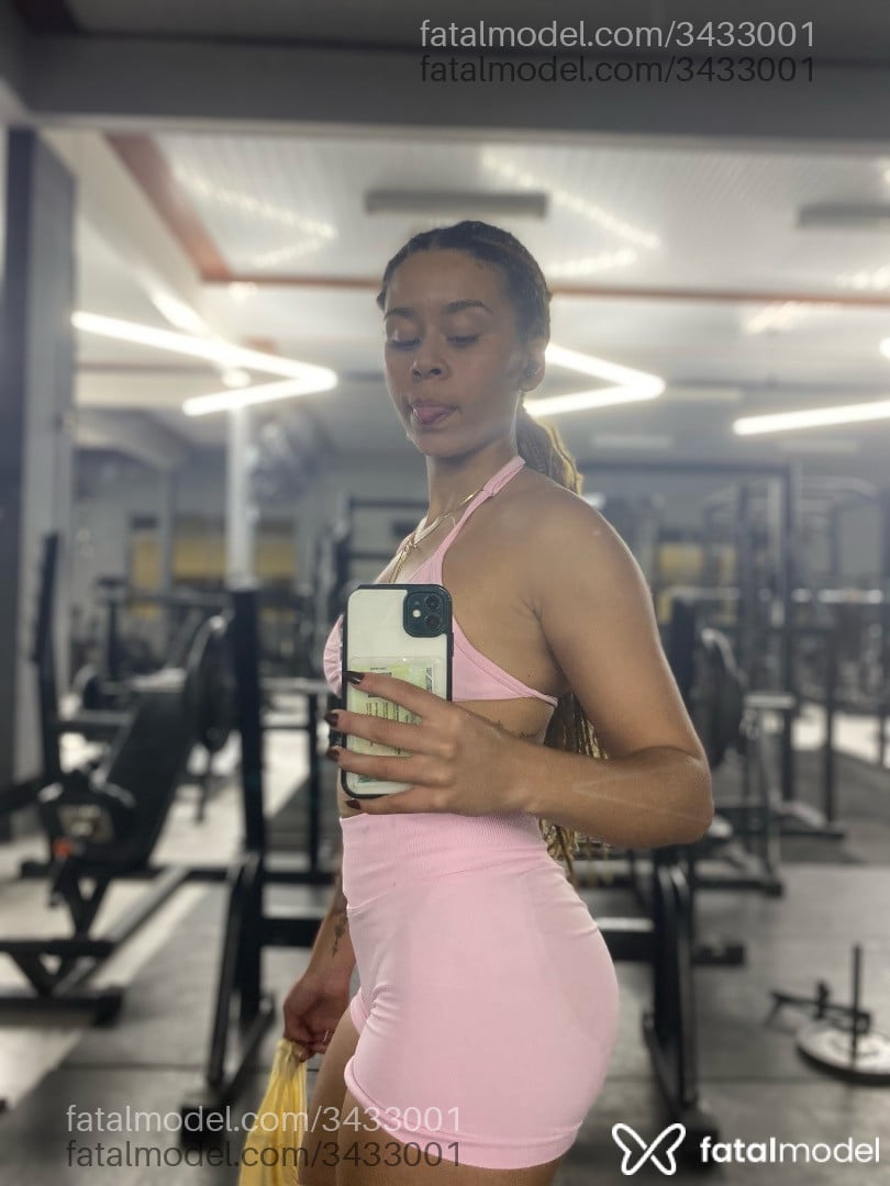 Acompanhante mulher com cabelo castanho de olhos castanhos em Florianópolis - Fernanda