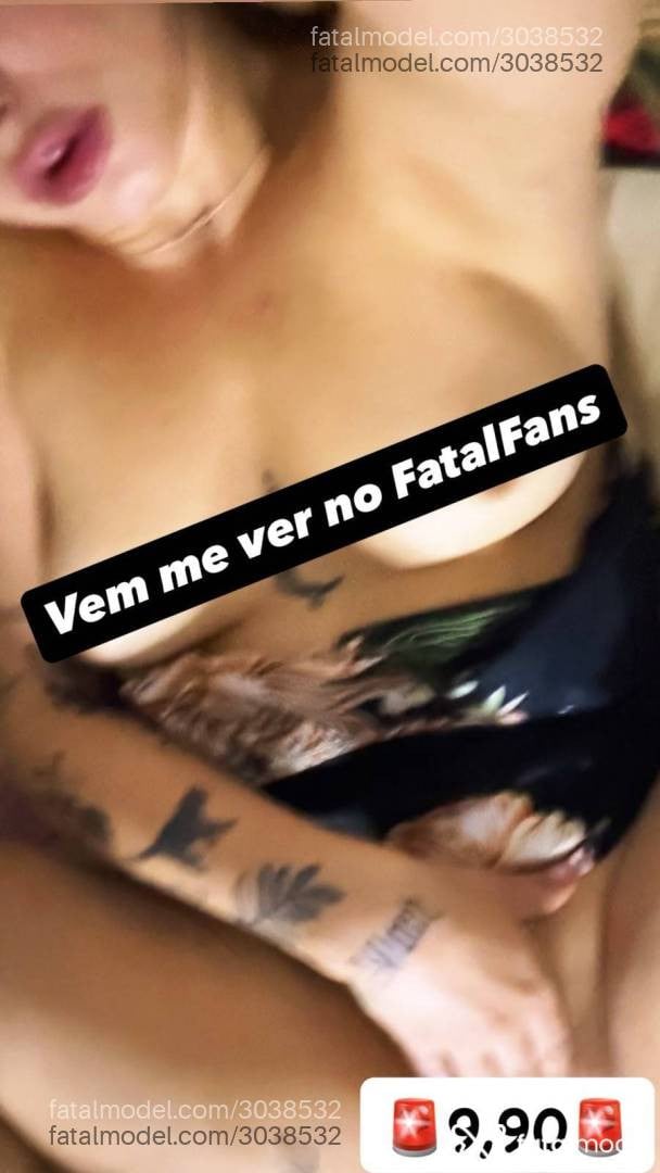 Acompanhante mulher ruiva (o) de olhos castanhos - Lalunna