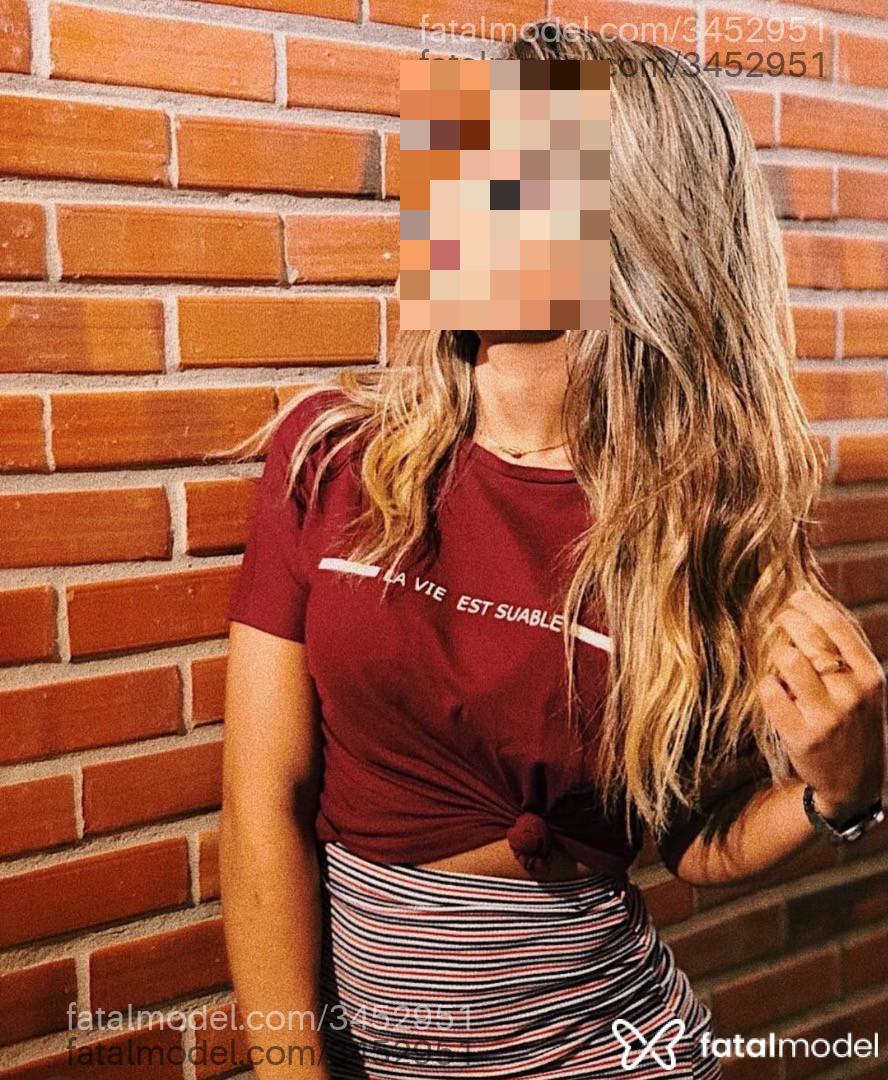 Acompanhante mulher loira (o) de olhos castanhos em Capim Grosso - Geovanna Ellen