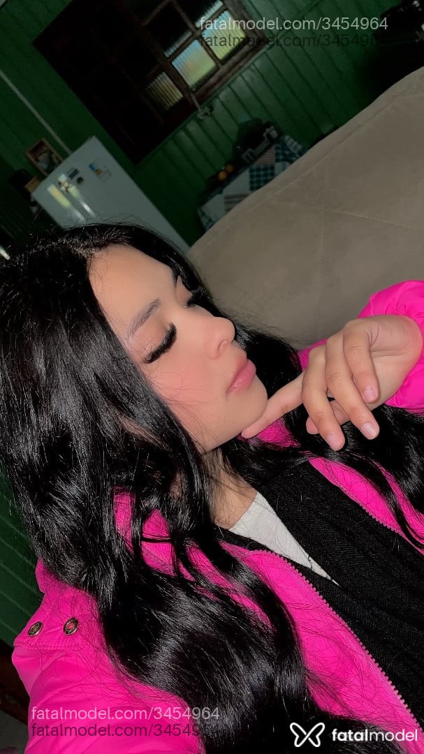 Acompanhante mulher morena (o) de olhos castanhos em Canoas - Giovana