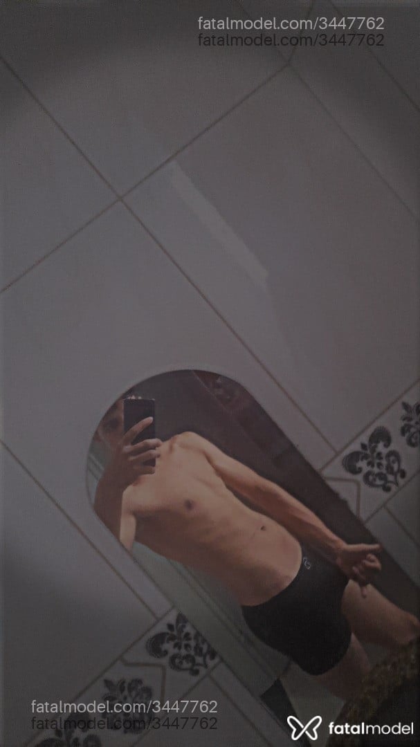 Acompanhante homem morena (o) de olhos pretos em Cascavel Acompanhante homem morena (o) de olhos pretos em Cascavel - Gustavo