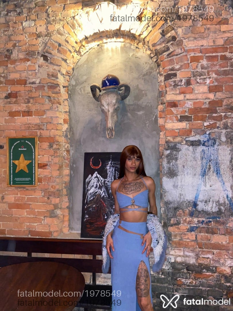 Acompanhante mulher trans morena (o) de olhos castanhos em Joinville - Cami Silva
