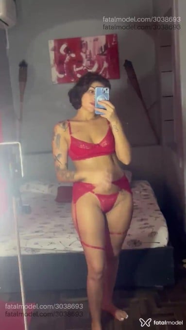 Acompanhante mulher ruiva (o) de olhos castanhos em Pelotas - Isis Morelli