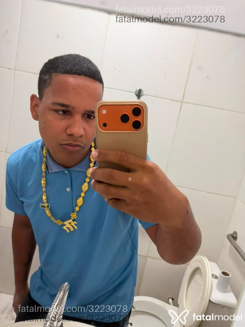 Acompanhante homem com cabelo castanho de olhos castanhos em Porto Velho - Superchoque