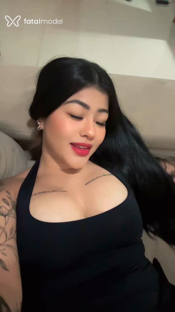 Acompanhante mulher morena (o) de olhos pretos - Bella Acompanhante mulher morena (o) de olhos pretos - Bella