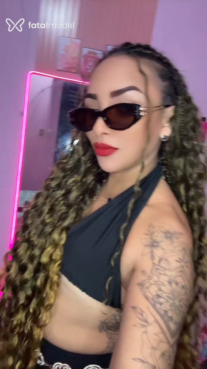 Acompanhante mulher com cabelo castanho de olhos castanhos em Atibaia Acompanhante mulher com cabelo castanho de olhos castanhos em Atibaia - Morenams