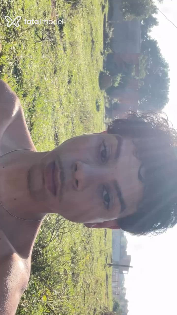 Acompanhante homem morena (o) de olhos castanhos - Migezinho Acompanhante homem morena (o) de olhos castanhos - Migezinho