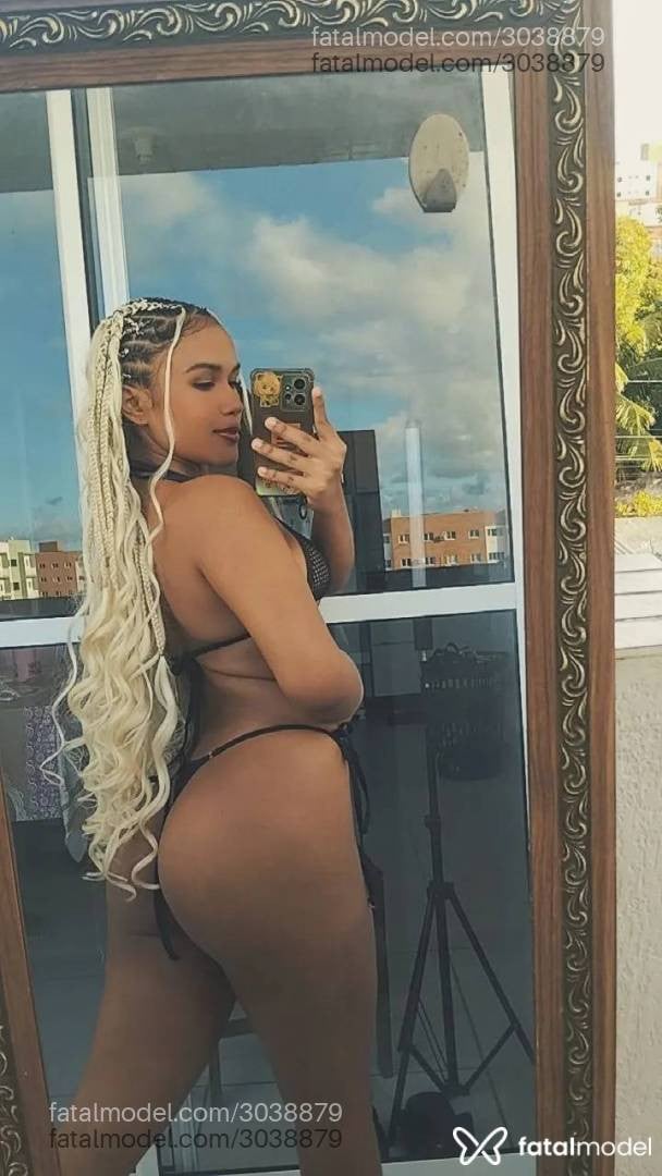 Acompanhante mulher morena (o) de olhos pretos - Kety Fernandes