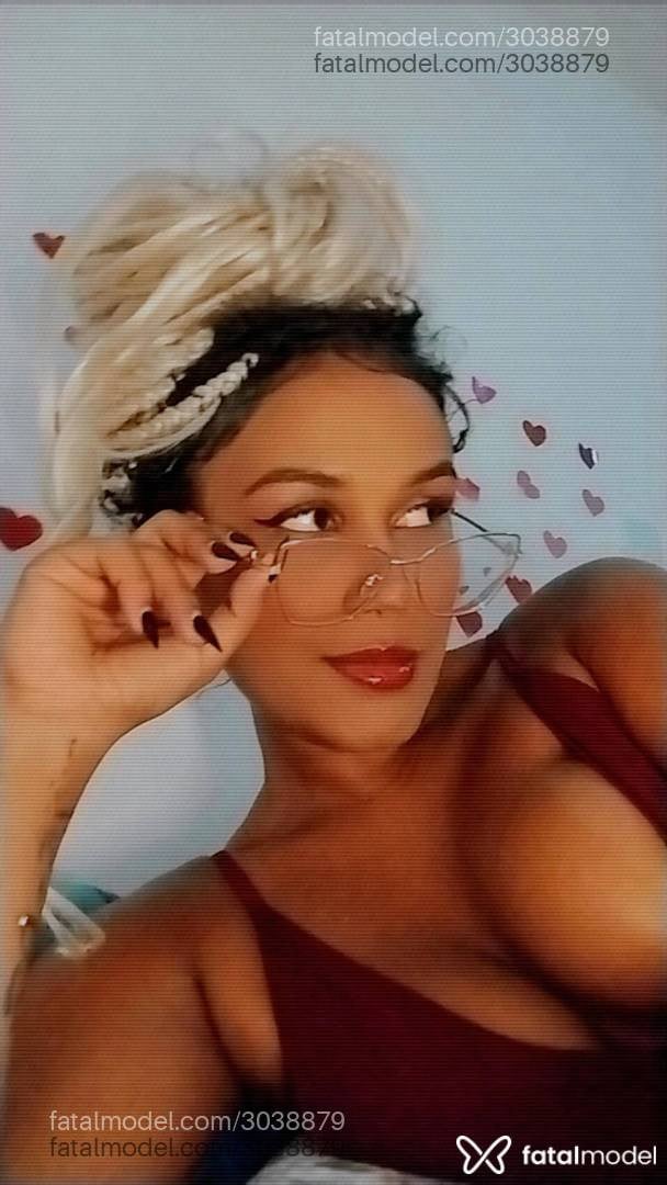 Acompanhante mulher morena (o) de olhos pretos - Kety Fernandes