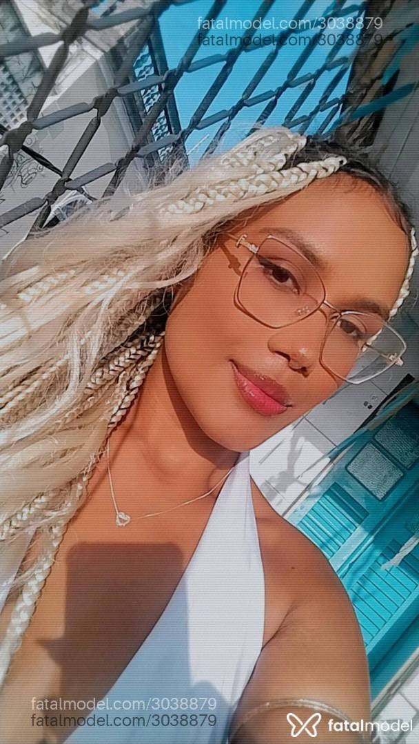 Acompanhante mulher morena (o) de olhos pretos - Kety Fernandes