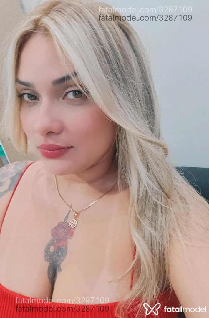 Acompanhante mulher loira (o) de olhos castanhos em Manaus Acompanhante mulher loira (o) de olhos castanhos em Manaus - Karlinha Souza