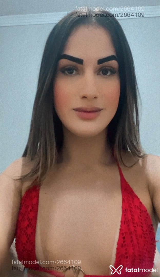 Acompanhante mulher trans loira (o) de olhos castanhos em Vila Velha - Larissa