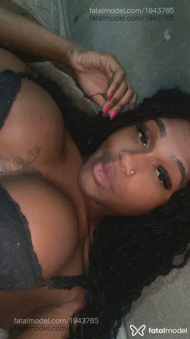 Acompanhante mulher trans ruiva (o) de olhos castanhos em Contagem Acompanhante mulher trans ruiva (o) de olhos castanhos em Contagem - Tabitha Abombom