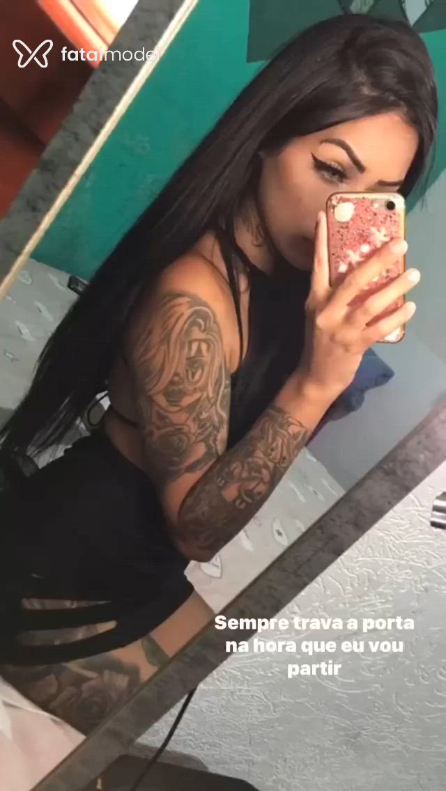 Acompanhante mulher morena (o) de olhos castanhos em Poá Acompanhante mulher morena (o) de olhos castanhos em Poá - Lara