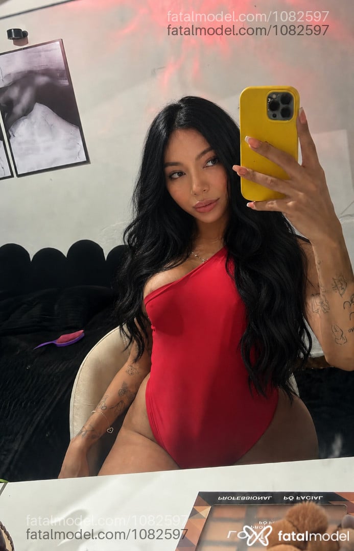 Acompanhante mulher trans morena (o) de olhos castanhos em Joinville - Diana Esteves