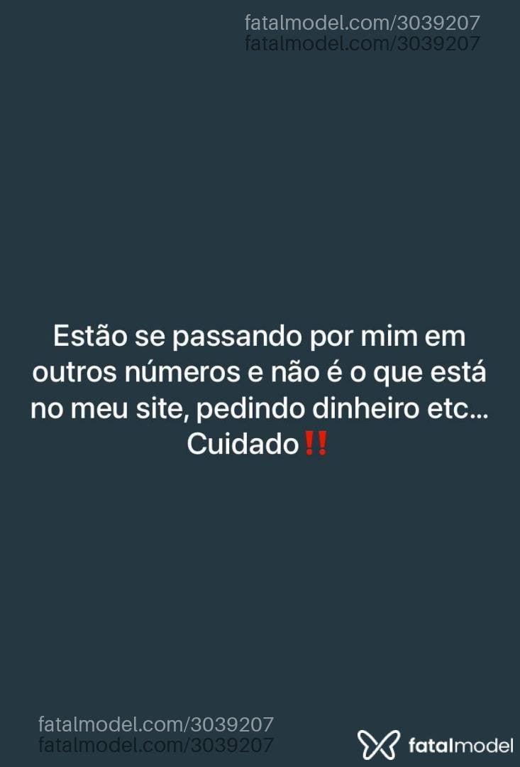 Acompanhante mulher loira (o) de olhos castanhos - Monalisa