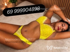 Acompanhante mulher com cabelo castanho de olhos pretos em Cáceres - Acreana