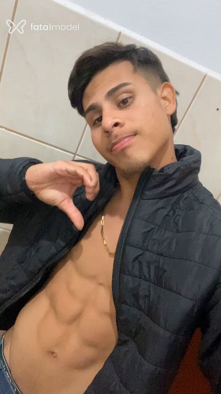 Acompanhante homem com cabelo castanho de olhos castanhos em Rio Brilhante Acompanhante homem com cabelo castanho de olhos castanhos em Rio Brilhante - Mjmaurício