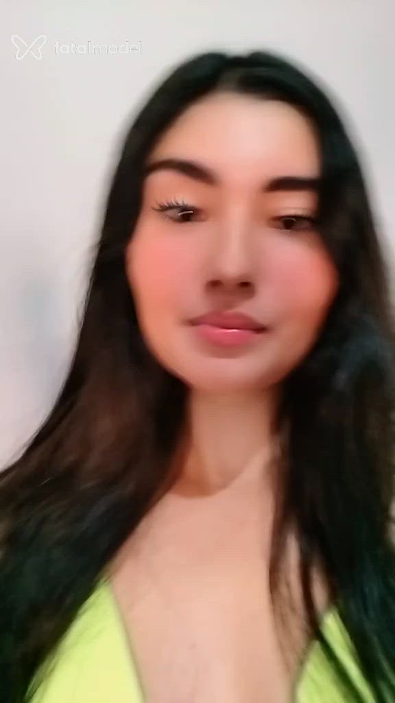 Acompanhante mulher morena (o) de olhos castanhos - Alice Monroe