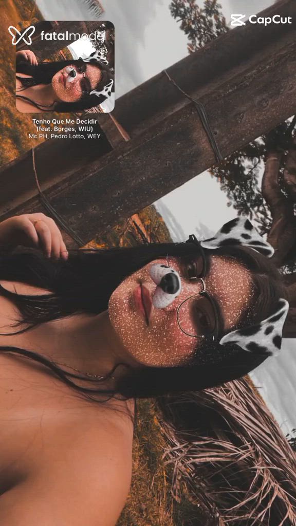 Acompanhante mulher morena (o) de olhos castanhos - Alice Monroe