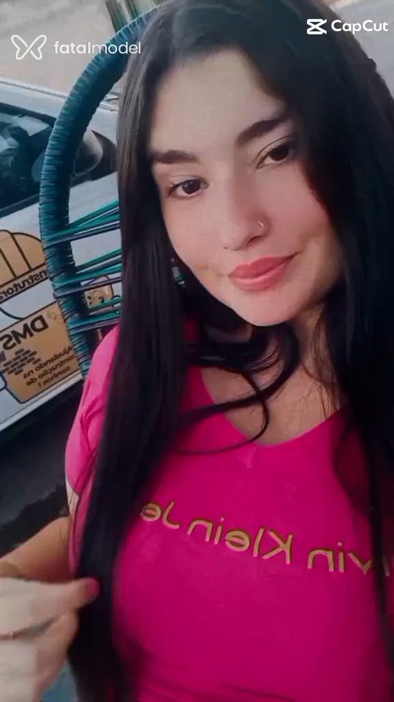 Acompanhante mulher morena (o) de olhos castanhos - Alice Monroe