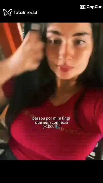 Acompanhante mulher morena (o) de olhos castanhos - Alice Monroe