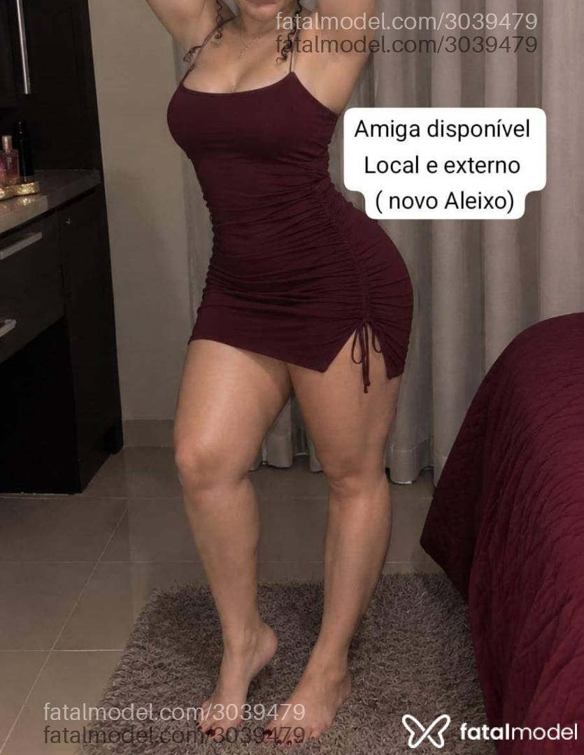 Acompanhante mulher com cabelo castanho de olhos pretos - KARLA