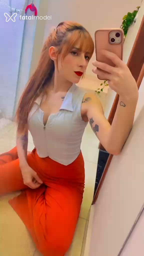 Acompanhante mulher ruiva (o) de olhos mel - Luuaa Acompanhante mulher ruiva (o) de olhos mel - Luuaa