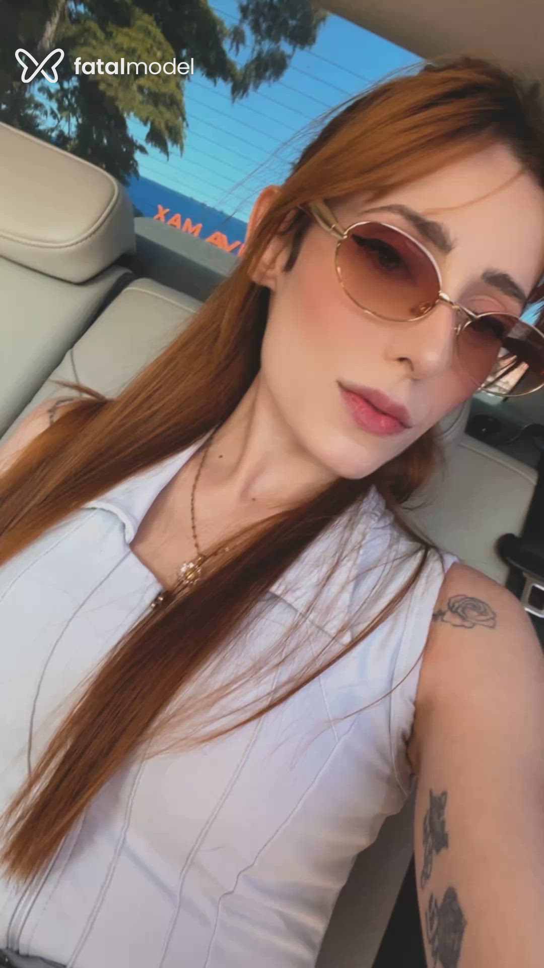 Acompanhante mulher ruiva (o) de olhos mel - Luuaa Acompanhante mulher ruiva (o) de olhos mel - Luuaa