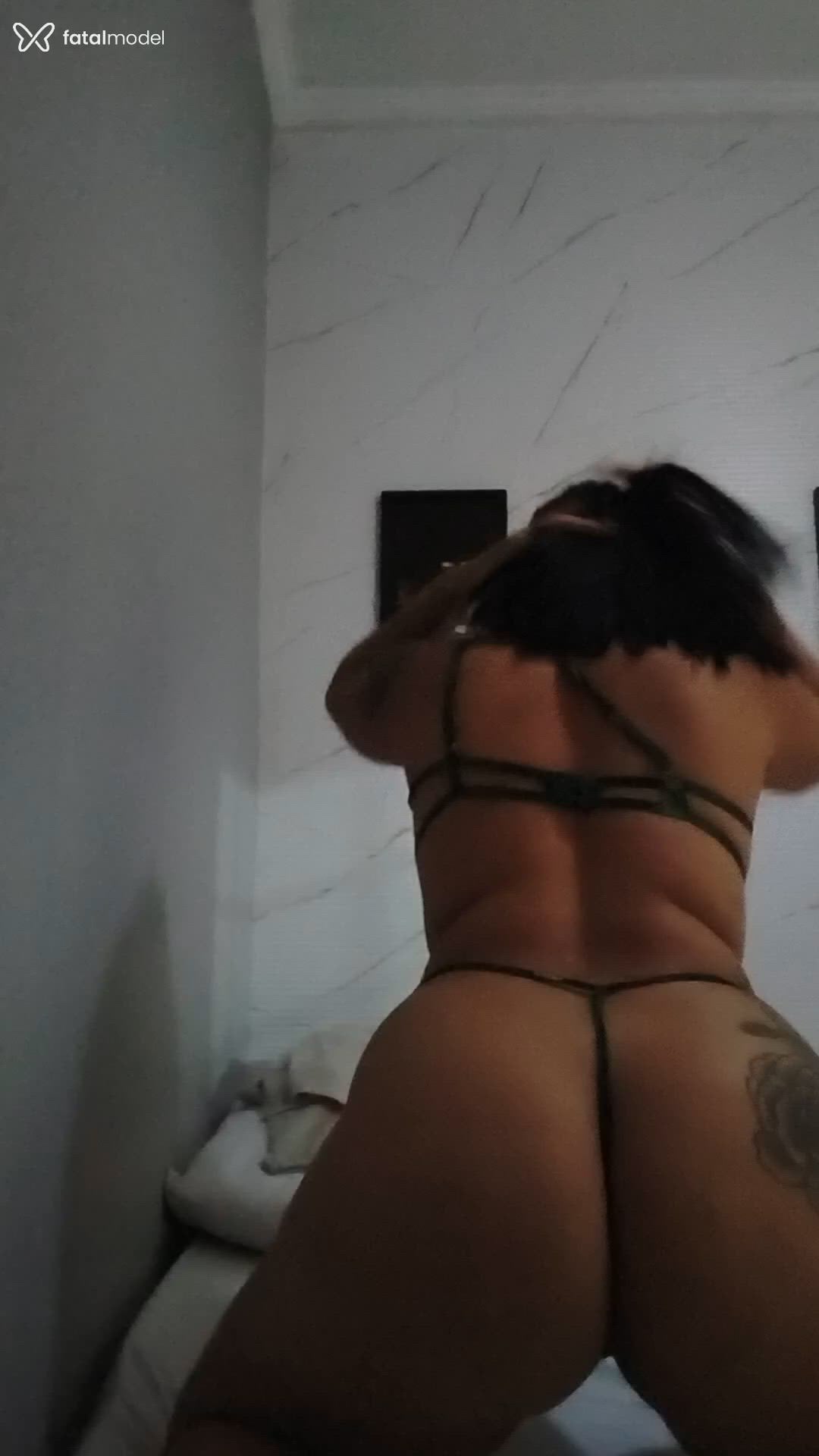 Acompanhante mulher com cabelo castanho de olhos pretos - Lais morena