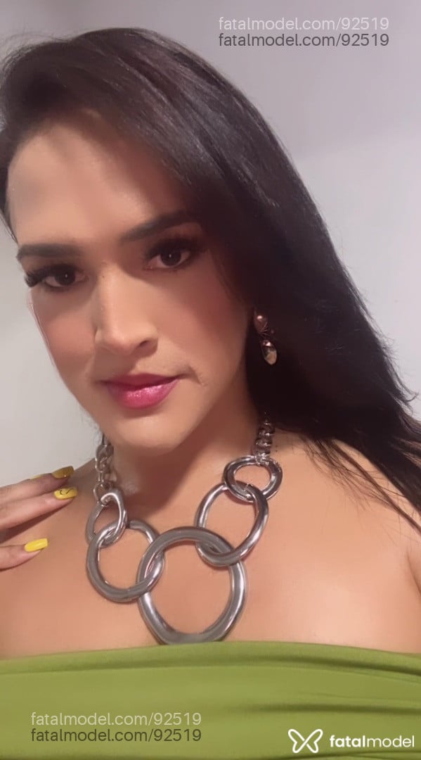 Acompanhante mulher trans morena (o) de olhos pretos em Juazeiro do Norte - Flávia
