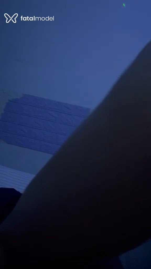 Acompanhante homem morena (o) de olhos castanhos em Guarapari Acompanhante homem morena (o) de olhos castanhos em Guarapari - Dujota