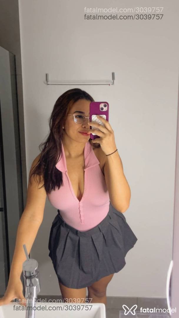 Acompanhante mulher morena (o) de olhos castanhos em São Paulo - Melissa Montenegro