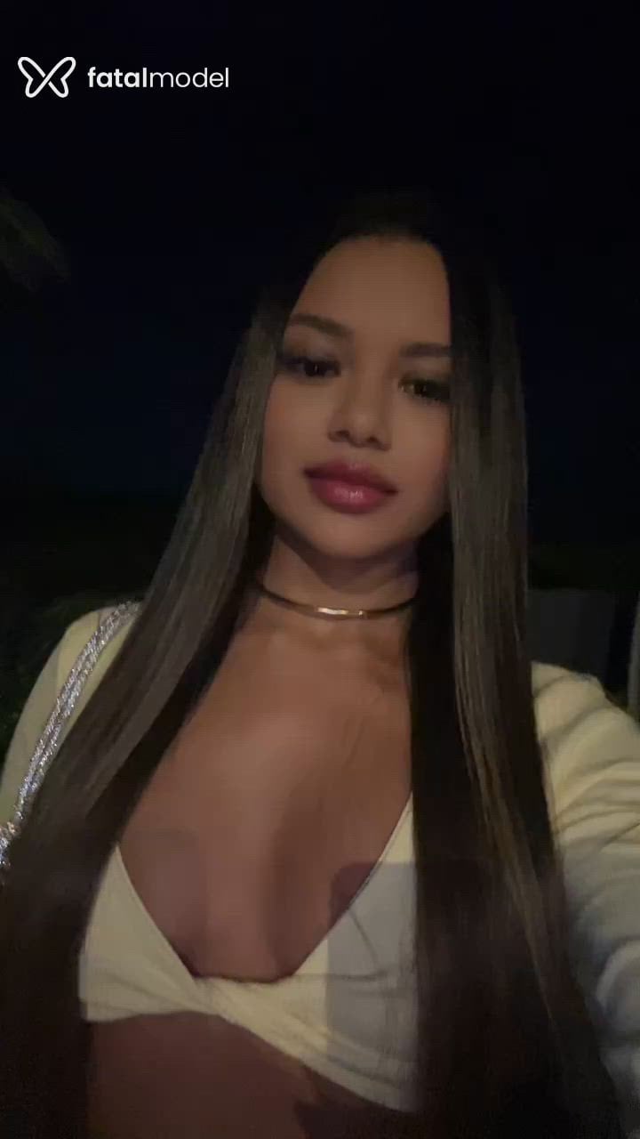 Acompanhante mulher morena (o) de olhos castanhos - Aninha Acompanhante mulher morena (o) de olhos castanhos - Aninha
