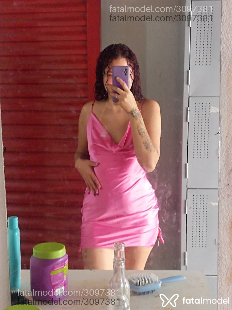 Acompanhante mulher ruiva (o) de olhos mel em Uberlândia - Amora