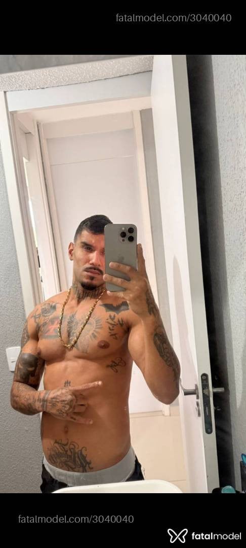 Acompanhante homem morena (o) de olhos castanhos em Rio de Janeiro - Heros