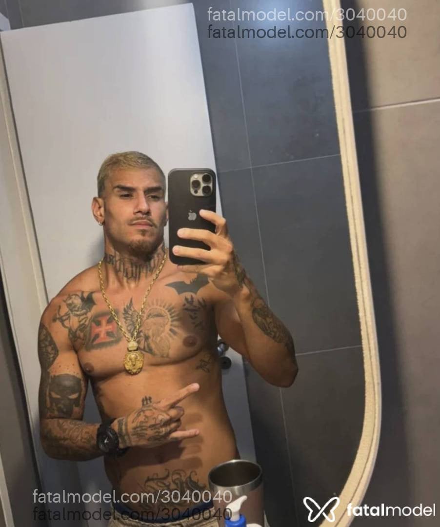 Acompanhante homem morena (o) de olhos castanhos em Rio de Janeiro - Heros